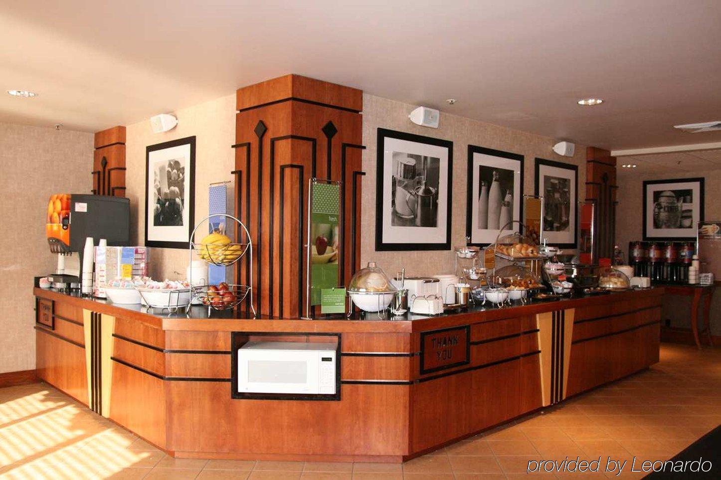 แฮมป์ตัน อินน์ โคลัมบัส เทย์เลอร์วิลล์ เอดินเบิร์ก ร้านอาหาร รูปภาพ
